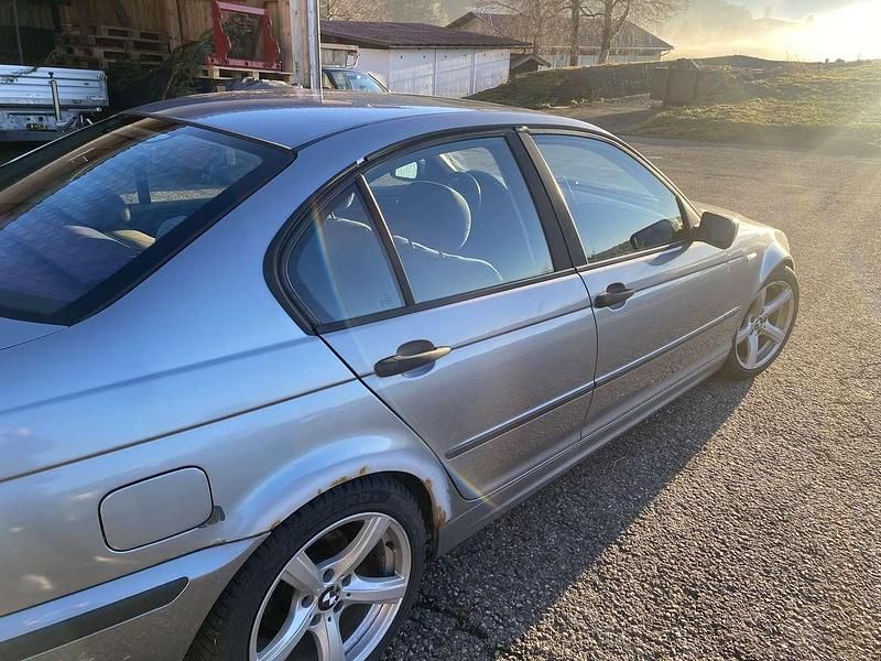 Gebraucht BMW 316 116 PS (85 kW) 2003 Limousine
