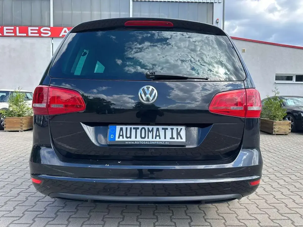 Gebraucht VW Sharan Comfortline 140 PS (102 kW) 2015 Schwarz Van / Kleinbus
