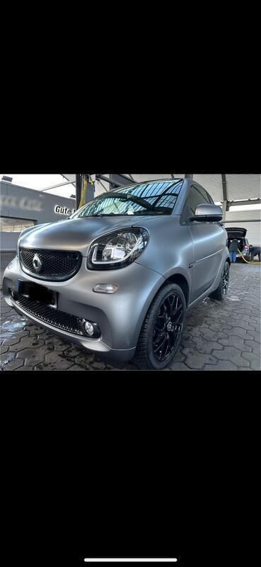 Grau Gebraucht 2016 Smart ForTwo Coupé Prime Coupé | 14.200 € (Fairer Preis) - Bild 1/4