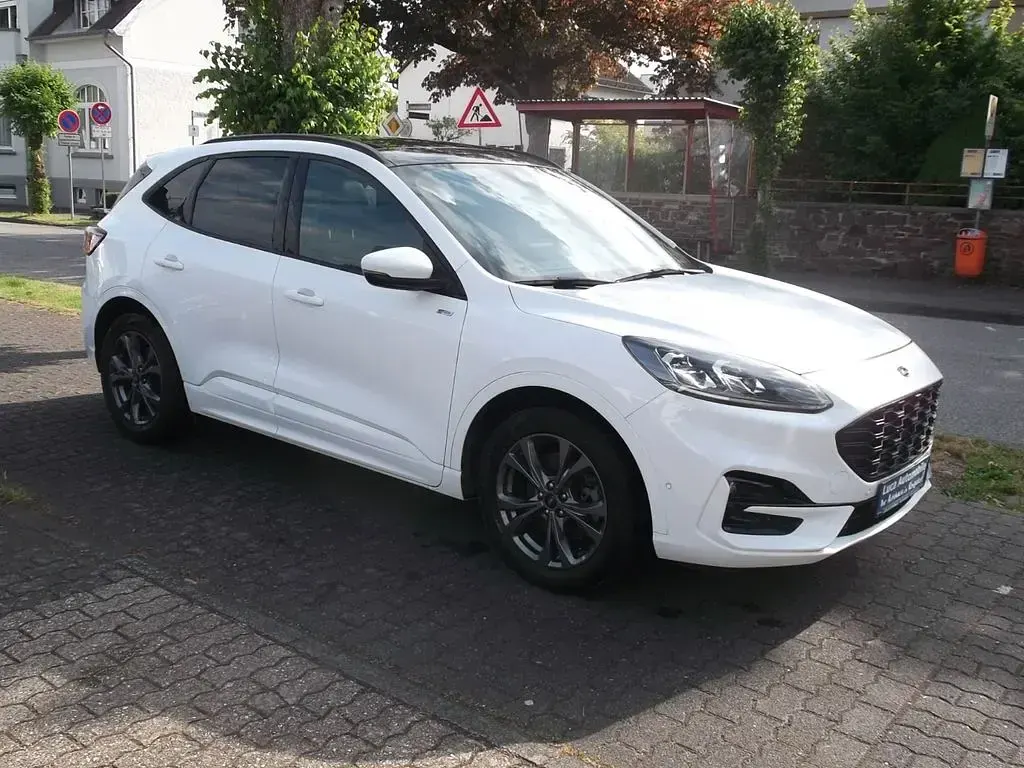 Gebraucht Ford Kuga ST-Line X 152 PS (111 kW) 2020 Weiß SUV