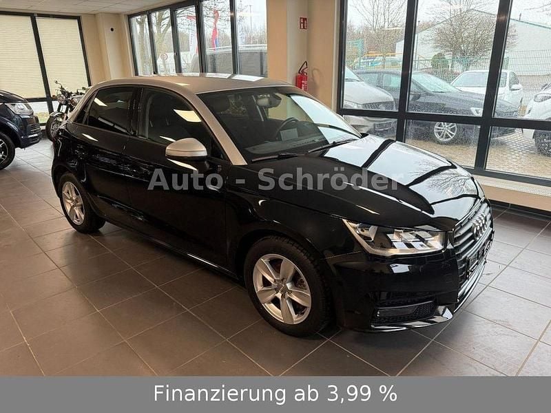 Mythosschwarz metallic Gebraucht 2017 Audi A1 Sportback Kleinwagen | 14.990 € (Guter Preis) - Bild 1/4