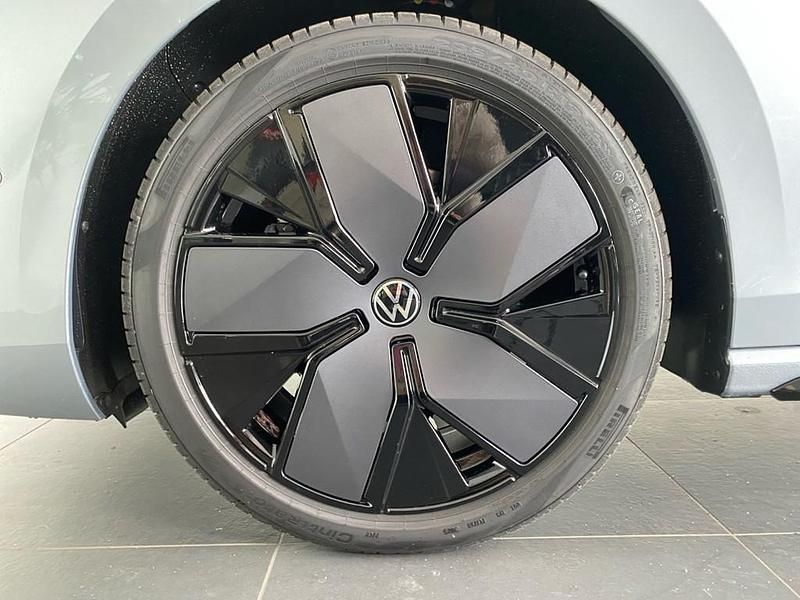 Gebraucht VW Passat R-line 265 PS (194 kW) 2026 Oyster silver metallic grenadill Kombi