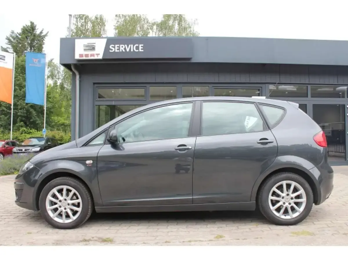 Gebraucht Seat Altea 160 PS (117 kW) 2011 Track grau Van / Kleinbus
