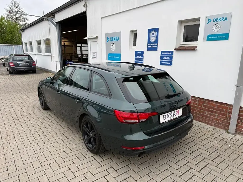 Gebraucht Audi A4 190 PS (139 kW) 2018 Gotlandgruen (metallic) Kombi