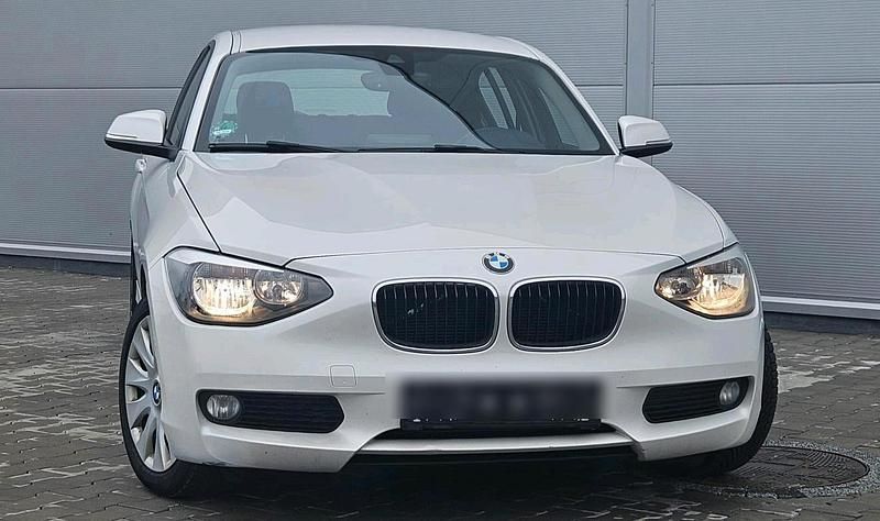 Weiß Gebraucht 2012 BMW 118 Kleinwagen | 7.000 € (Etwas zu teuer) - Bild 1/4