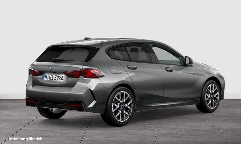Neu BMW 120 M Sport 170 PS (125 kW) 2026 Grau Kleinwagen