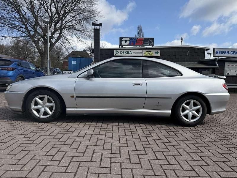 Gebraucht Peugeot 406 Coupe 132 PS (97 kW) 1997 Grau Coupé
