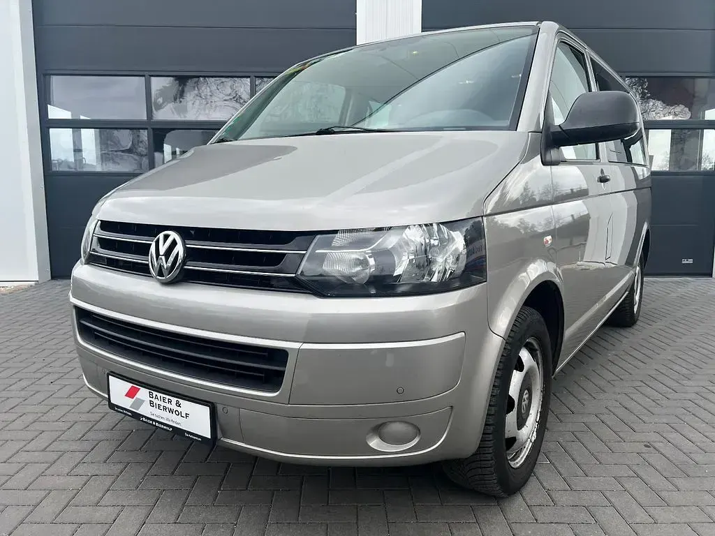 Gebraucht VW Multivan 140 PS (102 kW) 2011 Beige Van / Kleinbus