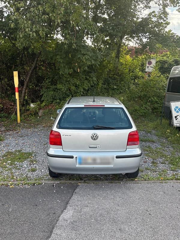 Gebraucht VW Polo 63 PS (46 kW) 2001 Silber Kleinwagen