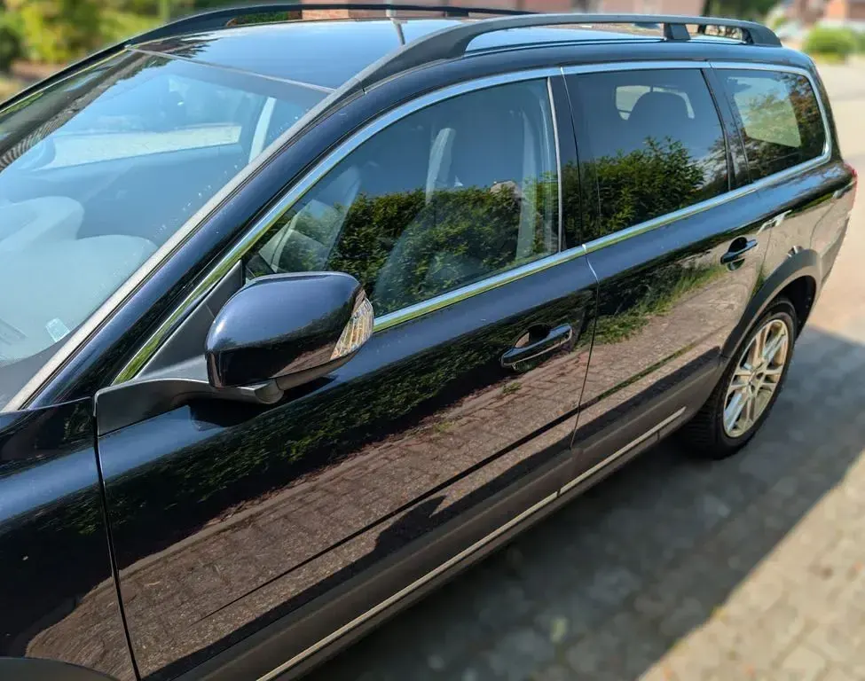 Gebraucht Volvo XC70 Summum 220 PS (161 kW) 2016 Blau Kombi