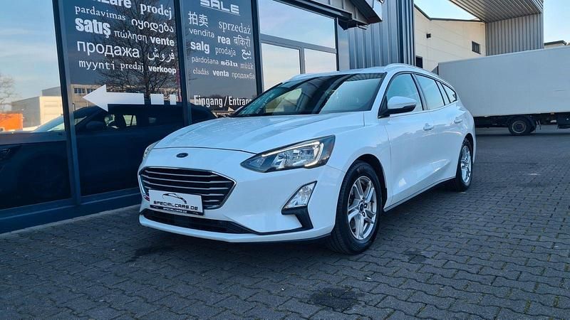 Gebraucht Ford Focus Cool & Connect 125 PS (91 kW) 2020 Weiß Kombi