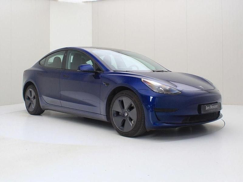 Used Tesla Model 3 Standard Range 225 kW (306 HP) 2022 Blue Sedan