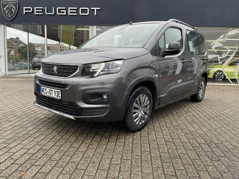 Grau Gebraucht 2023 Peugeot e-Rifter Allure Van / Kleinbus | 27.490 € (Guter Preis) - Bild 1/4