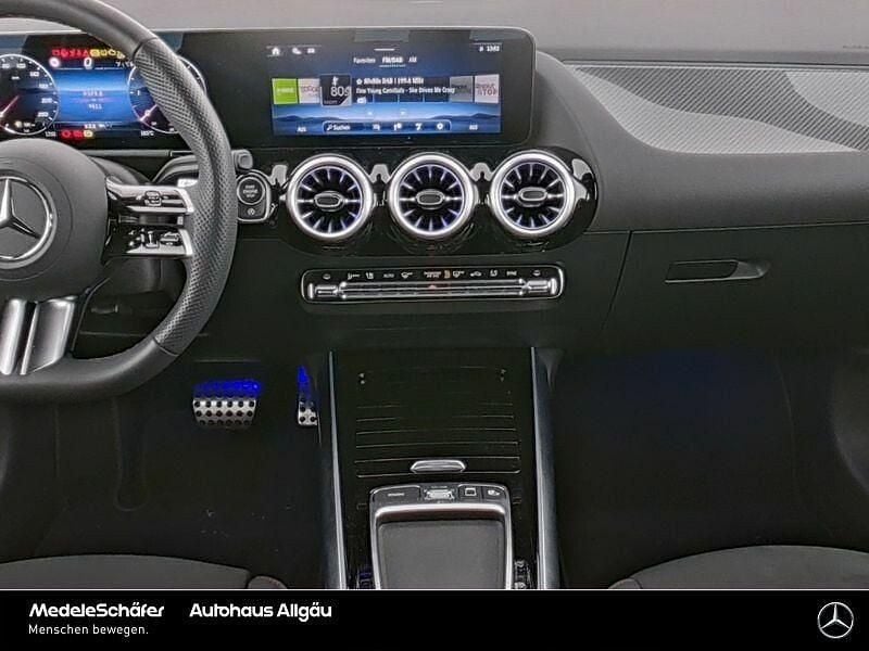 Gebraucht Mercedes B220 Premium 190 PS (139 kW) 2025 Lack mountaingrau Van / Kleinbus