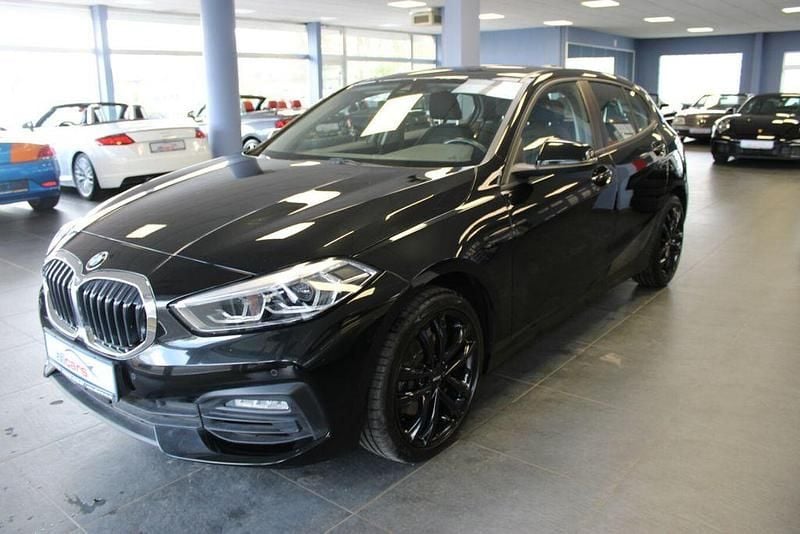 Gebraucht BMW 118 Advantage 140 PS (102 kW) 2020 Schwarz Kleinwagen