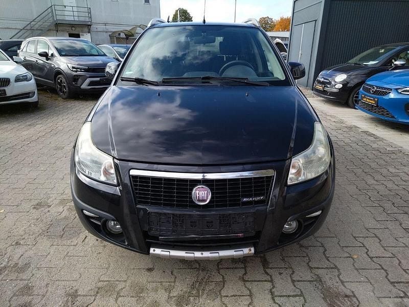 Schwarz Gebraucht 2008 Fiat Sedici Emotion SUV | 3.800 € (Teuer) - Bild 1/4