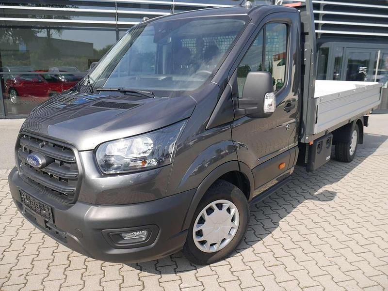 Gebraucht Ford Transit Trend 131 PS (96 kW) 2022 Magneticgrau (metallic) Van / Kleinbus