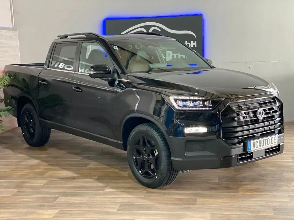 Neu KGM Musso 201 PS (147 kW) 2026 Schwarz Pickup