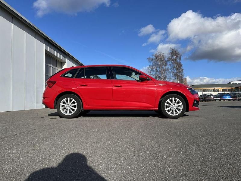Gebraucht Skoda Scala Ambition 110 PS (80 kW) 2023 Rot Kleinwagen
