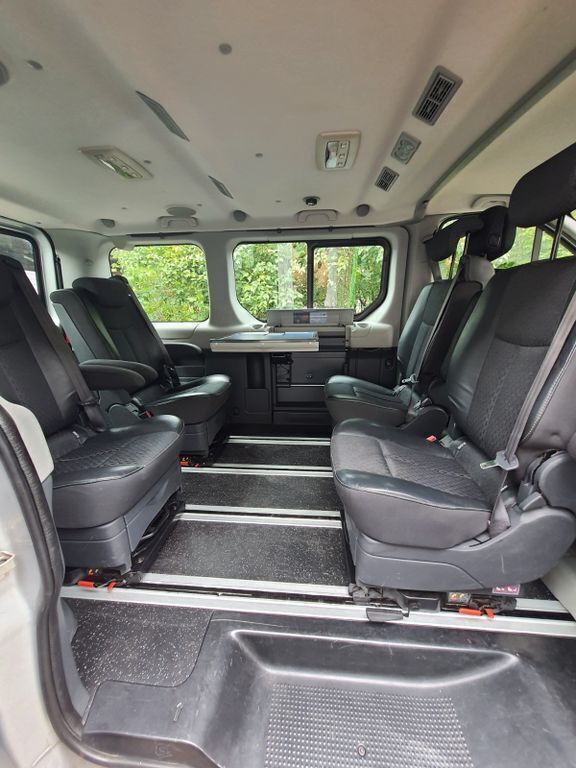 Silber Gebraucht 2011 Renault Trafic Van | 10.600 € (Fairer Preis) - Bild 1/4