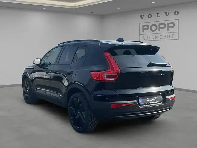 Gebraucht Volvo XC40 Plus 197 PS (144 kW) 2026 Onyx black SUV