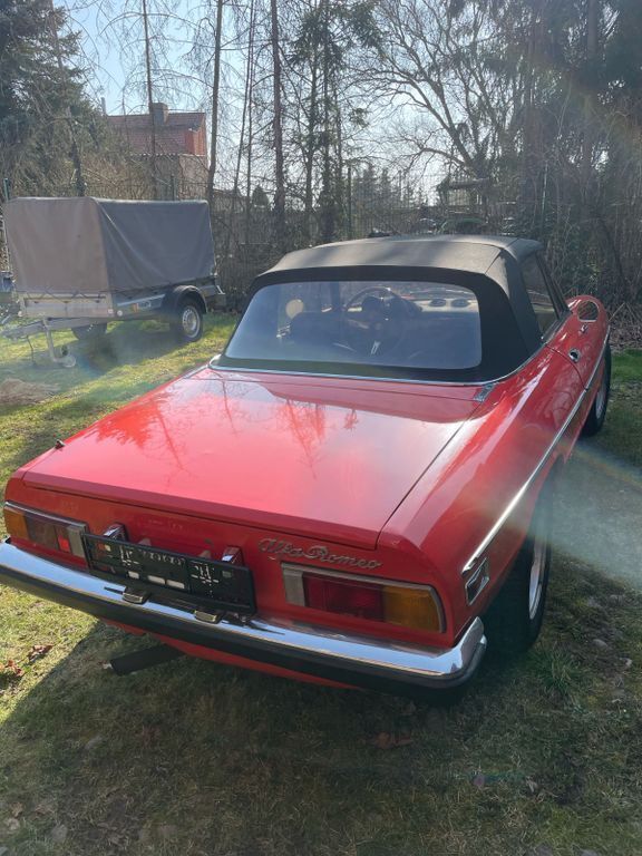 Gebraucht Alfa Romeo Spider 111 PS (81 kW) 1980 Rot Cabrio