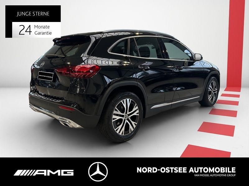 Gebraucht Mercedes GLA200 Progressive 150 PS (110 kW) 2025 Metalliclack kosmosschwarz SUV