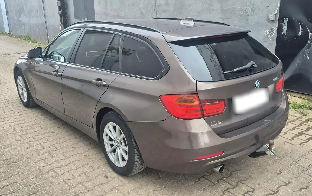 Gebraucht BMW 316 115 PS (84 kW) 2014 Braun Kombi