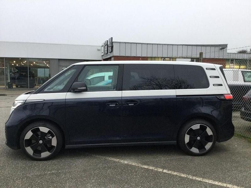 Blau Gebraucht 2022 VW ID. Buzz Pro Van | 49.990 € (Etwas zu teuer) - Bild 1/4