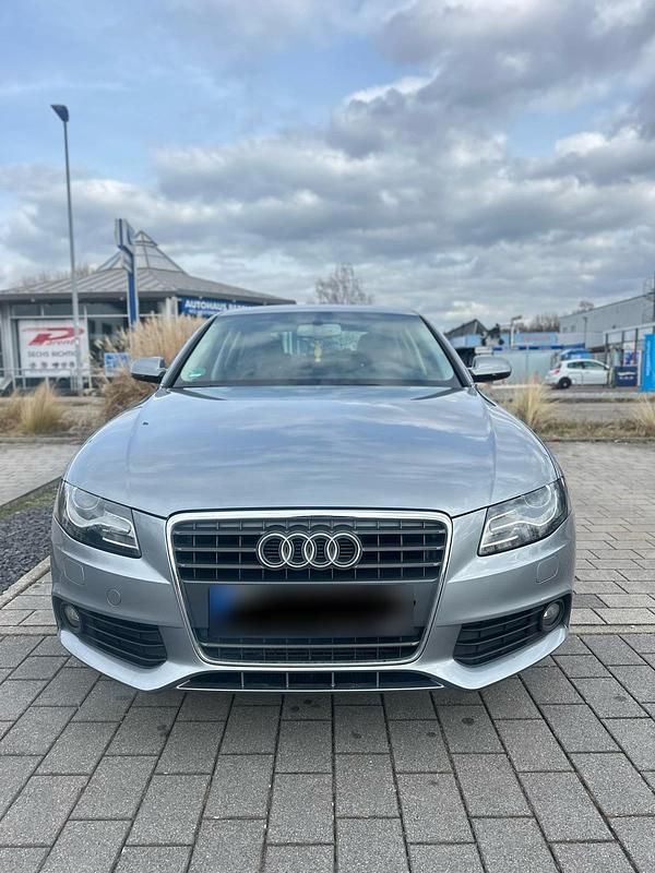 Gebraucht Audi A4 160 PS (117 kW) 2009 Silber Limousine