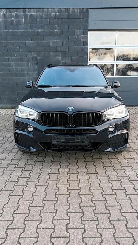Blau Gebraucht 2018 BMW X5 M Sport SUV | 23.500 € (Superpreis) - Bild 1/4