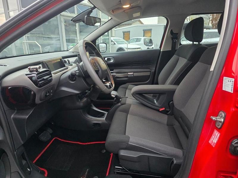 Second-hand Citroën C4 Feel 82 CP (60 kW) 2017 Roșu Berlinǎ