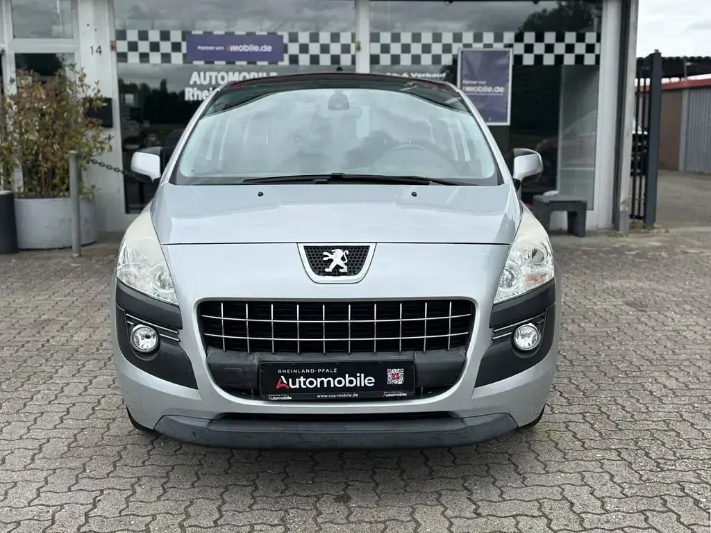 Gebraucht Peugeot 3008 Premium 156 PS (114 kW) 2010 Silber Kombi