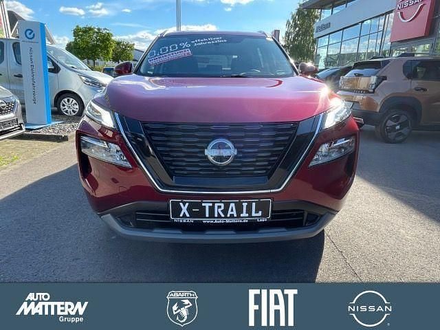 Gebraucht Nissan X-Trail N-Connecta 158 PS (116 kW) 2024 Rot SUV