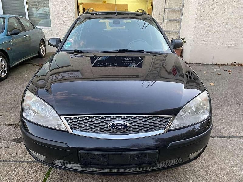 Schwarz Gebraucht 2006 Ford Mondeo Titanium Kombi | 1.550 € (Teuer) - Bild 1/4