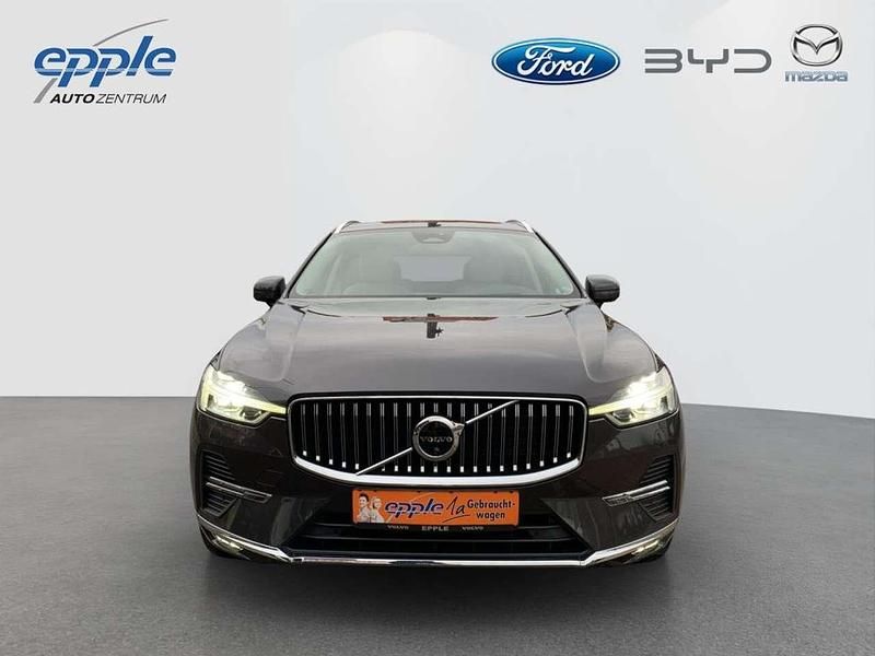 Gebraucht Volvo XC60 Ultimate 235 PS (172 kW) 2022 Platinum grey metallic SUV