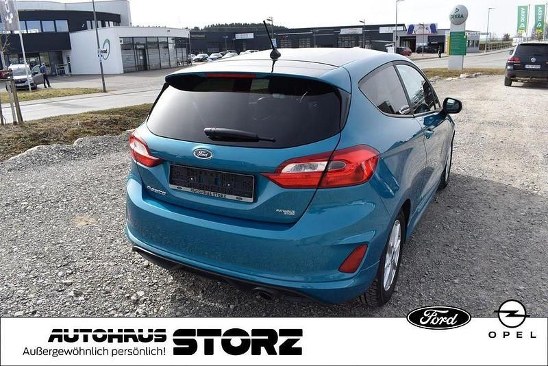 Gebraucht Ford Fiesta ST-Line 140 PS (102 kW) 2017 Lagunblau Kleinwagen