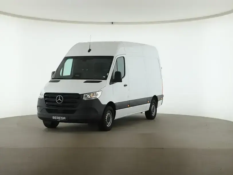 Gebraucht Mercedes Sprinter 170 PS (125 kW) 2025 Weiß Van