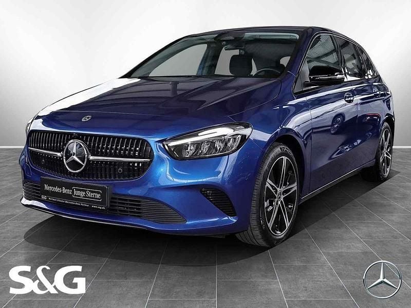 Metalliclack spektralblau Gebraucht 2024 Mercedes B200 Progressive Van / Kleinbus | 31.440 € (Guter Preis) - Bild 1/4