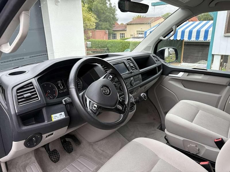 Gebraucht VW California Beach 150 PS (110 kW) 2016 Grün Van