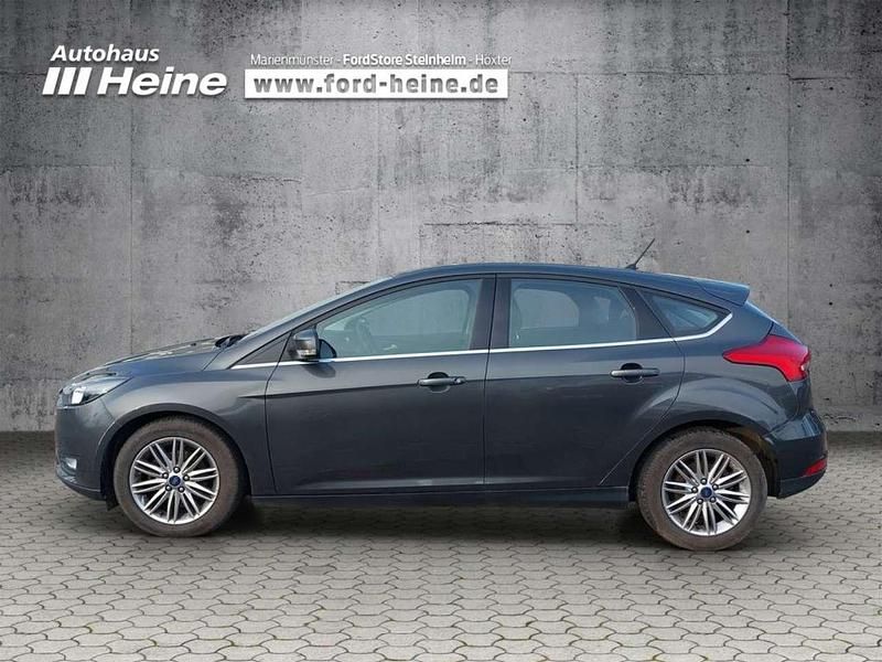 Usata Ford Focus Cool & Connect 125 CV (91 kW) 2017 Grigio Berlina