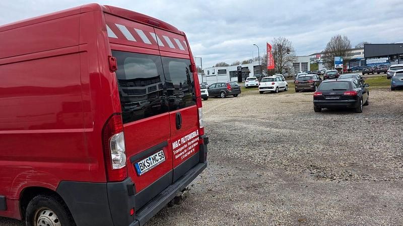 Gebraucht Peugeot Boxer 110 PS (80 kW) 2014 Rot Van
