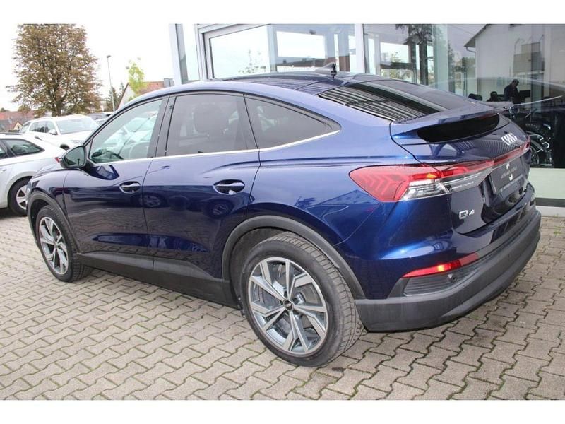 Gebraucht Audi e-tron Sportback Advanced Plus 150 kW (204 PS) 2022 Navarrablau (metallic) SUV