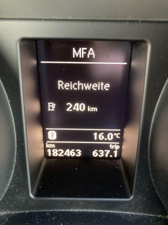 Usado Skoda Superb 140 HP (102 kW) 2014 Preto Carrinha