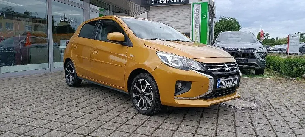 Gebraucht Mitsubishi Space Star Select+ 71 PS (52 kW) 2024 Gelb Kleinwagen