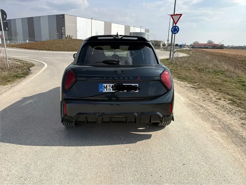 Gebraucht Mini John Cooper Works 204 PS (150 kW) 2026 Schwarz Kleinwagen
