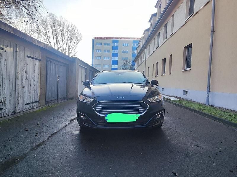 Gebraucht Ford Mondeo Business Edition 150 PS (110 kW) 2019 Schwarz Kombi