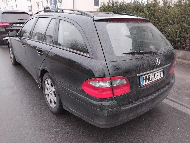 Gebraucht Mercedes E320 224 PS (164 kW) 2006 Schwarz Kombi