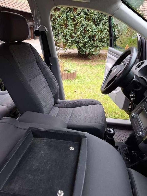 Schwarz Gebraucht 2007 VW Caddy Family Van / Kleinbus | 7.777 € (Etwas zu teuer) - Bild 1/4