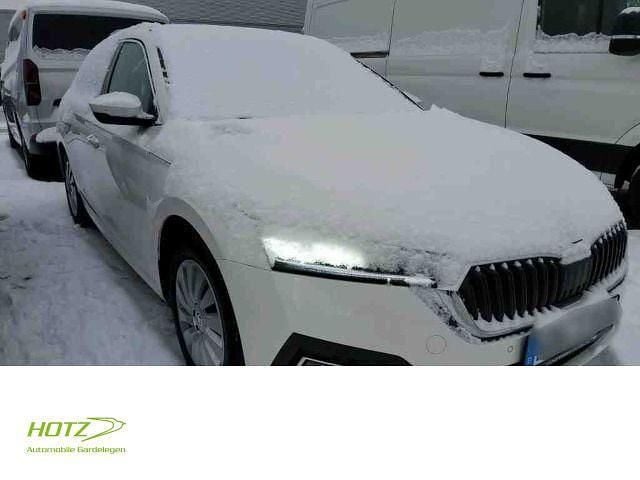 Gebraucht Skoda Octavia First Edition 116 PS (85 kW) 2021 Candyweiss Kombi